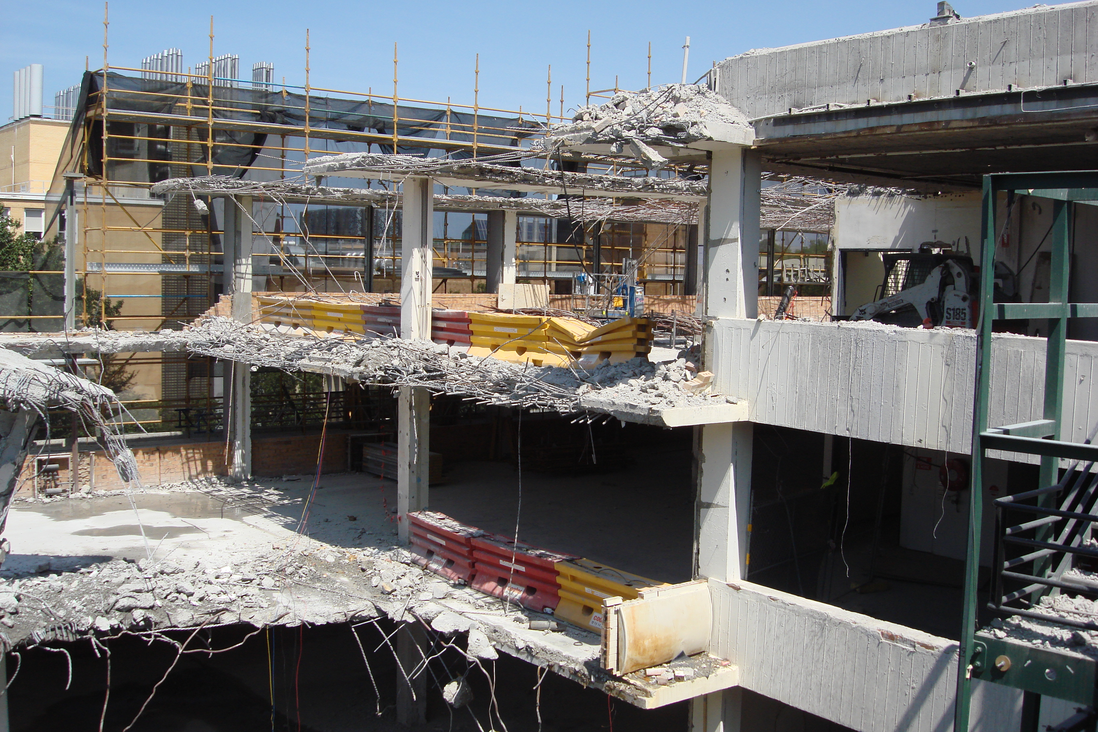 https://archive.abp.unimelb.edu.au/objects/images/Pre-construction/Demolition/ABP/DSC08243.JPG