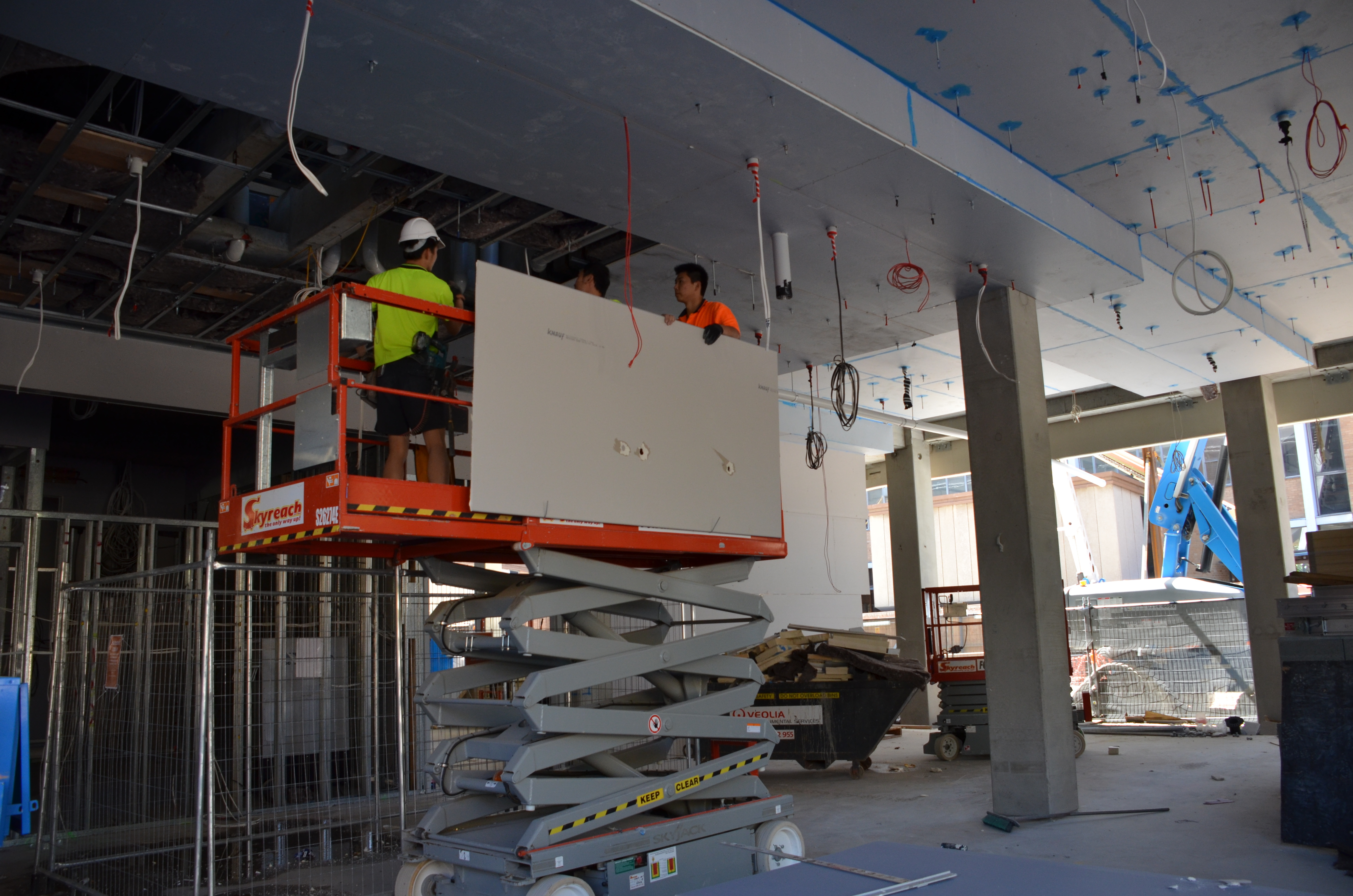 https://archive.abp.unimelb.edu.au/objects/images/Construction/Images/Ceilings/Suspended plasterboard/DSC_4945.JPG https://archive.abp.unimelb.edu.au/objects/images/Construction/Images/Ceilings/Suspended plasterboard/DSC_4945.JPG