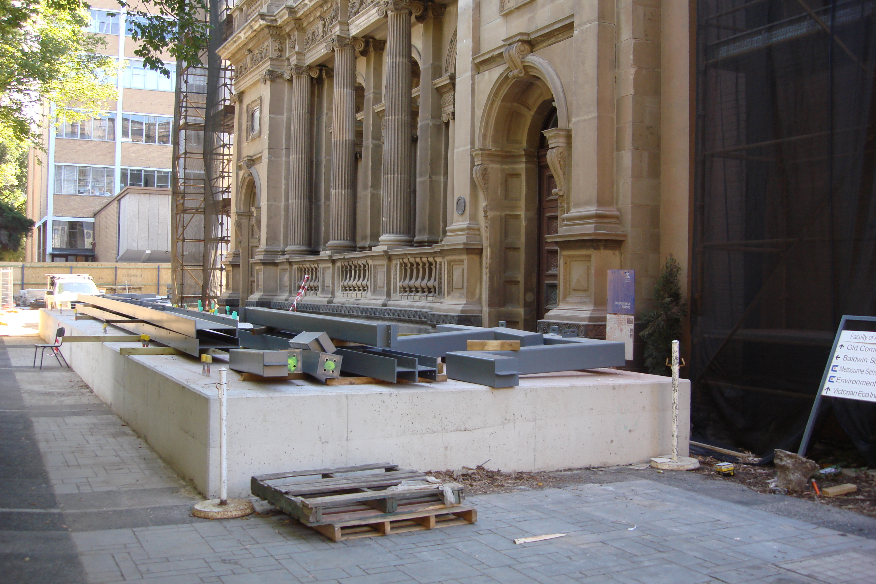 https://archive.abp.unimelb.edu.au/objects/images/Pre-construction/Joseph Reed facade works/DSC08151.JPG https://archive.abp.unimelb.edu.au/objects/images/Pre-construction/Joseph Reed facade works/DSC08151.JPG