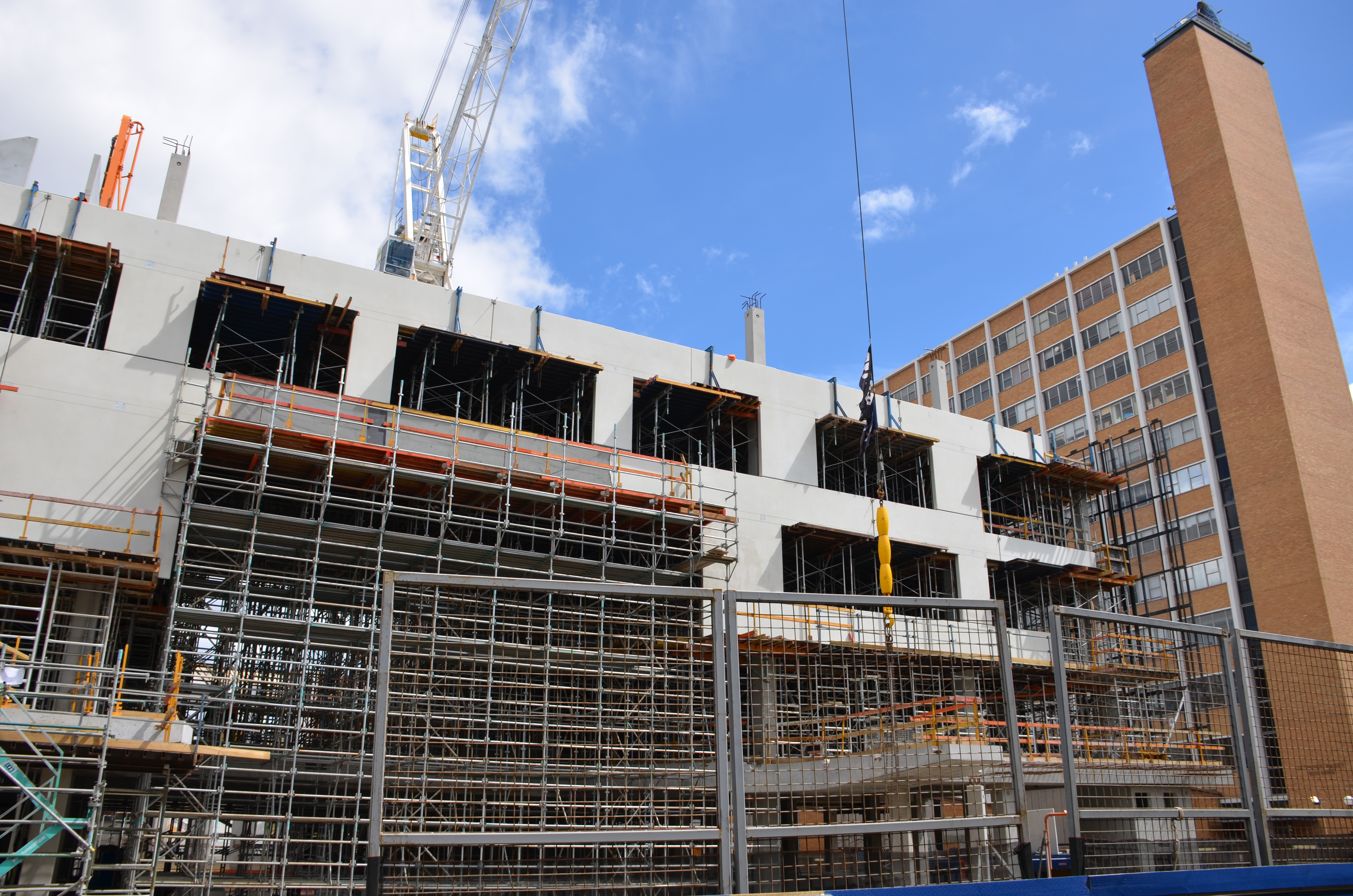https://archive.abp.unimelb.edu.au/objects/images/Construction/Images/Facades/Precast concrete/Levels 1-5/DSC_2721.JPG https://archive.abp.unimelb.edu.au/objects/images/Construction/Images/Facades/Precast concrete/Levels 1-5/DSC_2721.JPG