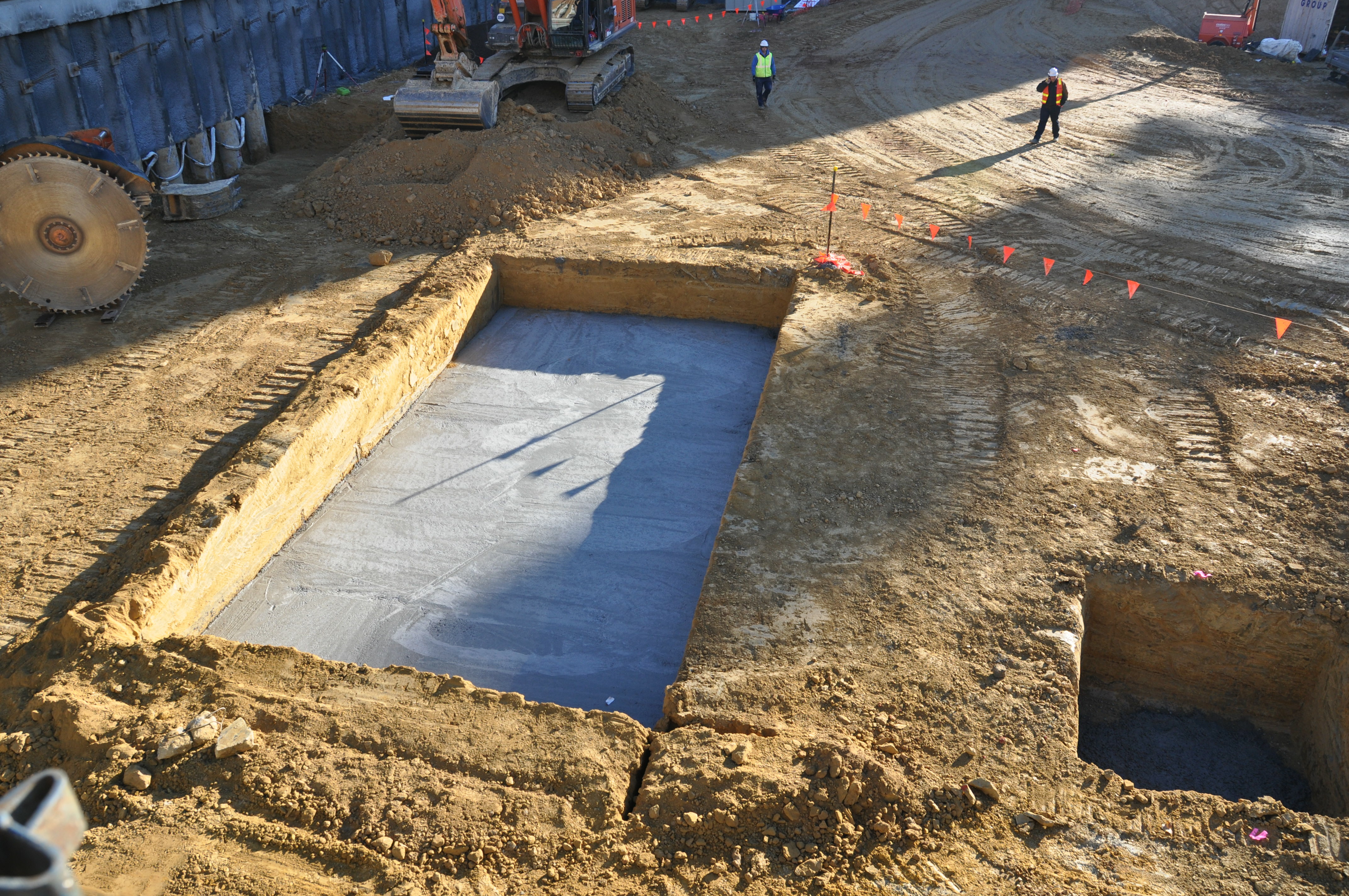https://archive.abp.unimelb.edu.au/objects/images/Construction/Images/Pad footings & raft footings/DSC_0228.JPG https://archive.abp.unimelb.edu.au/objects/images/Construction/Images/Pad footings & raft footings/DSC_0228.JPG