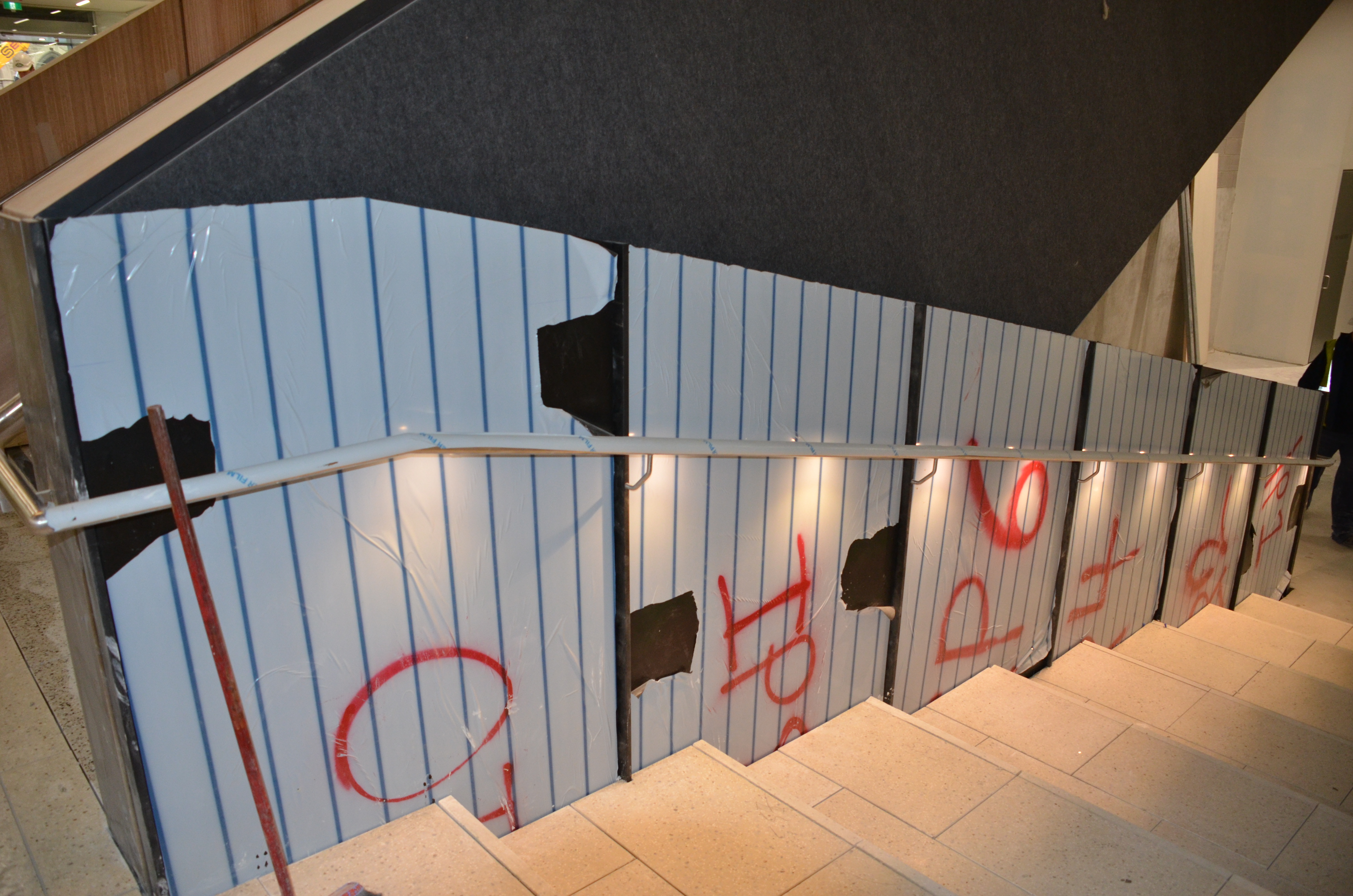https://archive.abp.unimelb.edu.au/objects/images/Construction/Images/Stairs, walkways and balustrades/Ground to exhibition spaces/DSC_9444.JPG