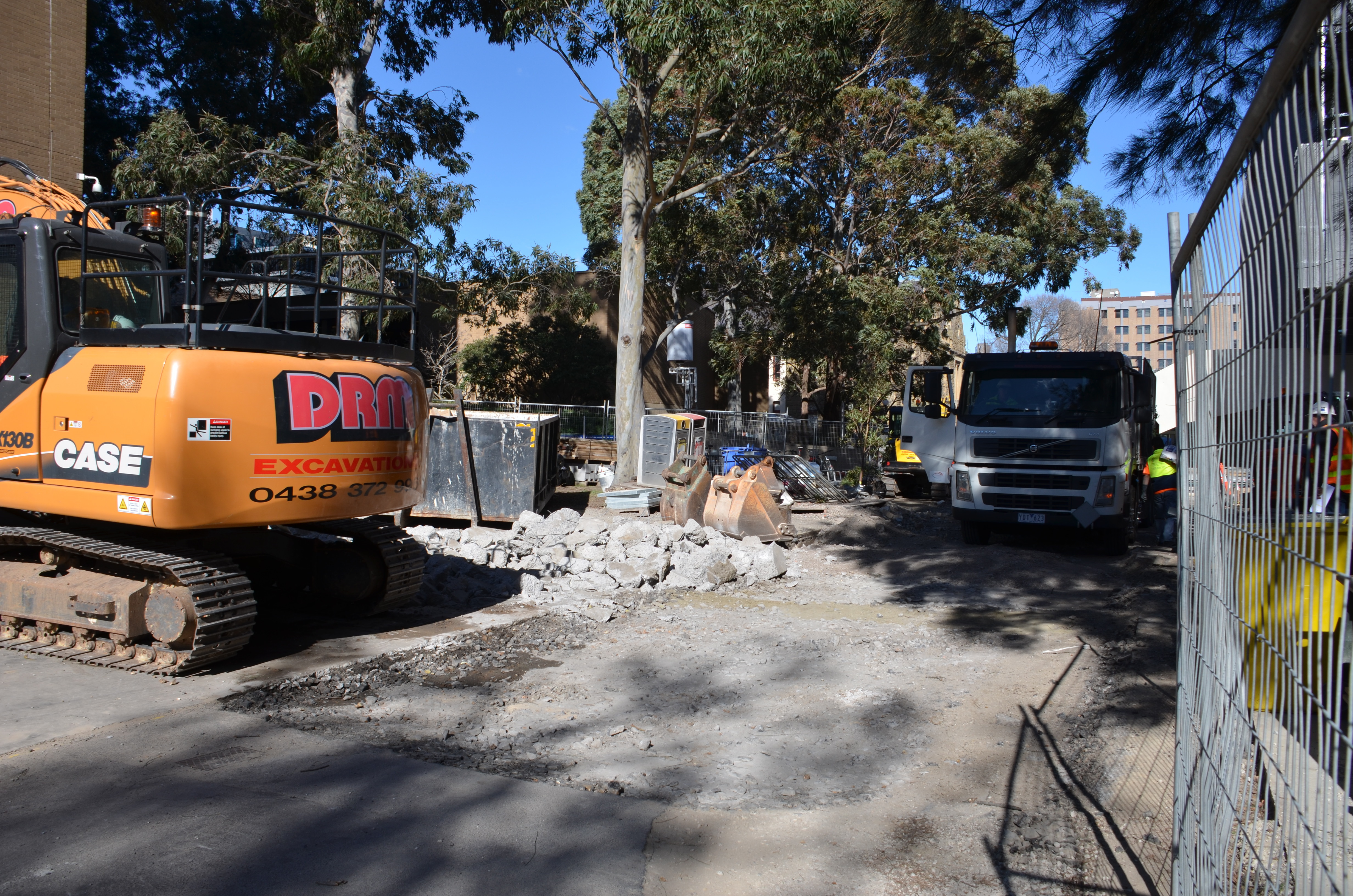 https://archive.abp.unimelb.edu.au/objects/images/Construction/Images/External Works/Groundworks/DSC_9739.JPG https://archive.abp.unimelb.edu.au/objects/images/Construction/Images/External Works/Groundworks/DSC_9739.JPG