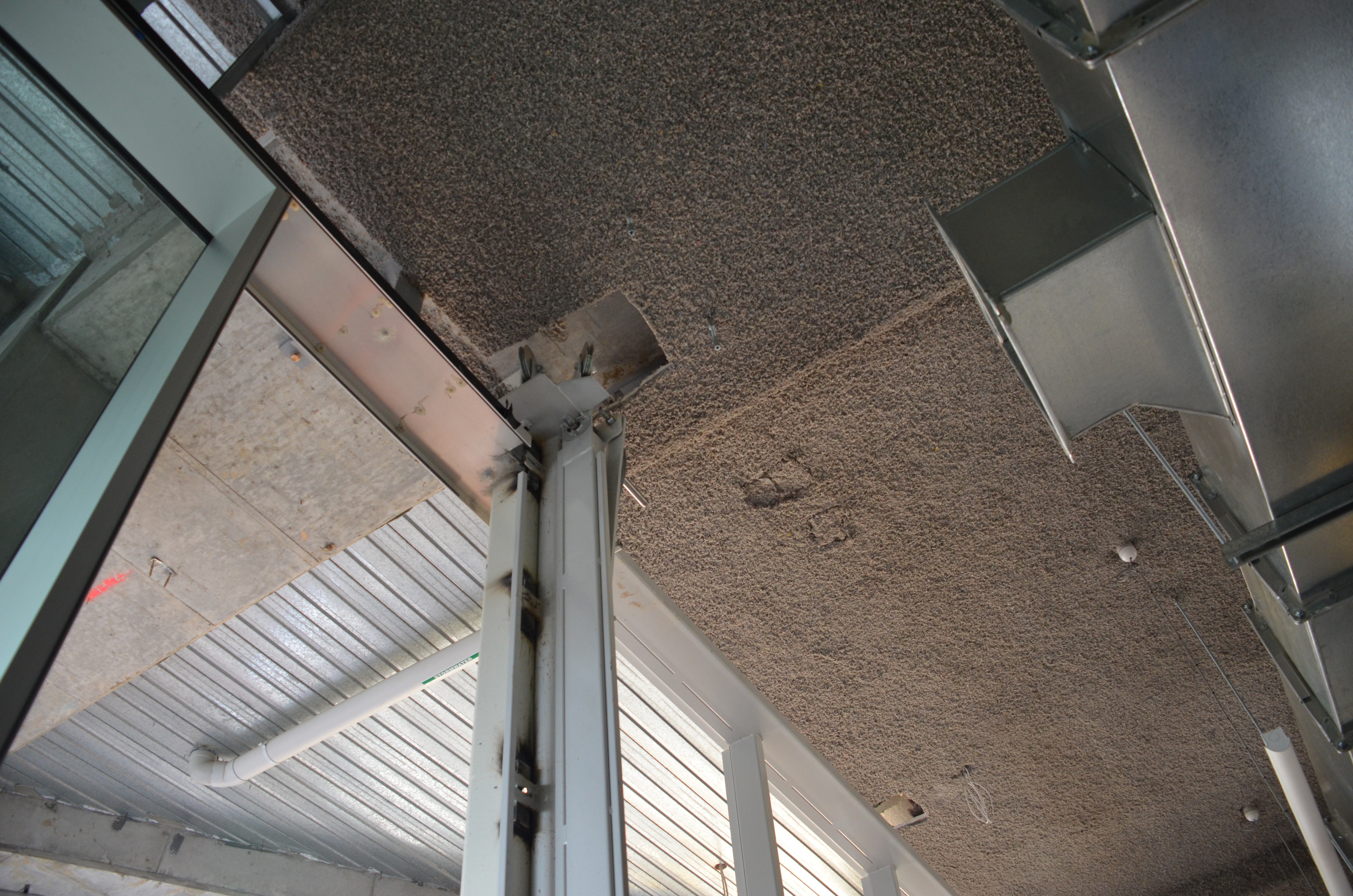 https://archive.abp.unimelb.edu.au/objects/images/Construction/Images/Doors and door frames/Workshop folding doors/DSC_7408.JPG