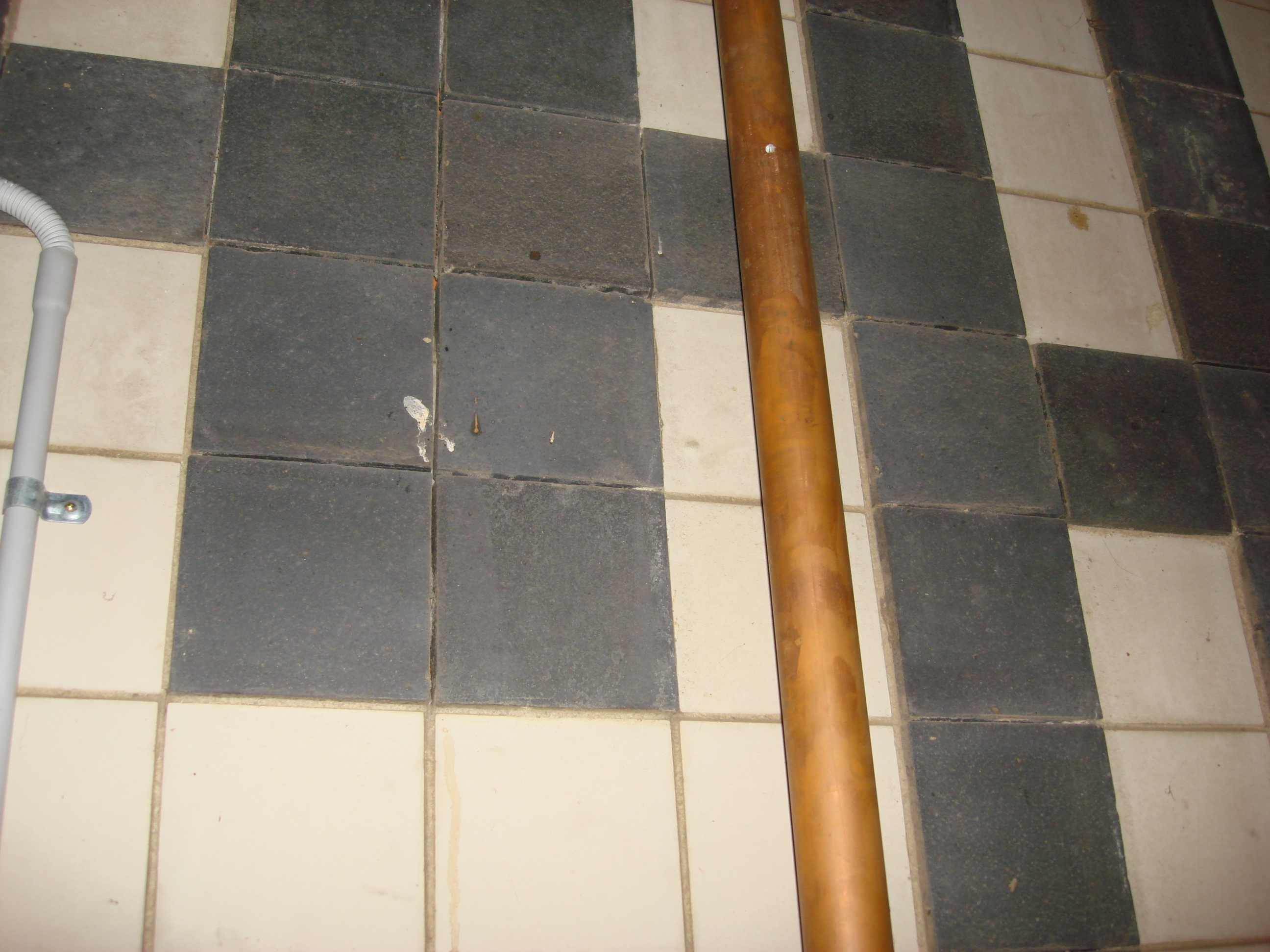 https://archive.abp.unimelb.edu.au/objects/images/Old ABP building and pre-existing conditions/Japanese room tile mural-PAshford/DSC07738.JPG