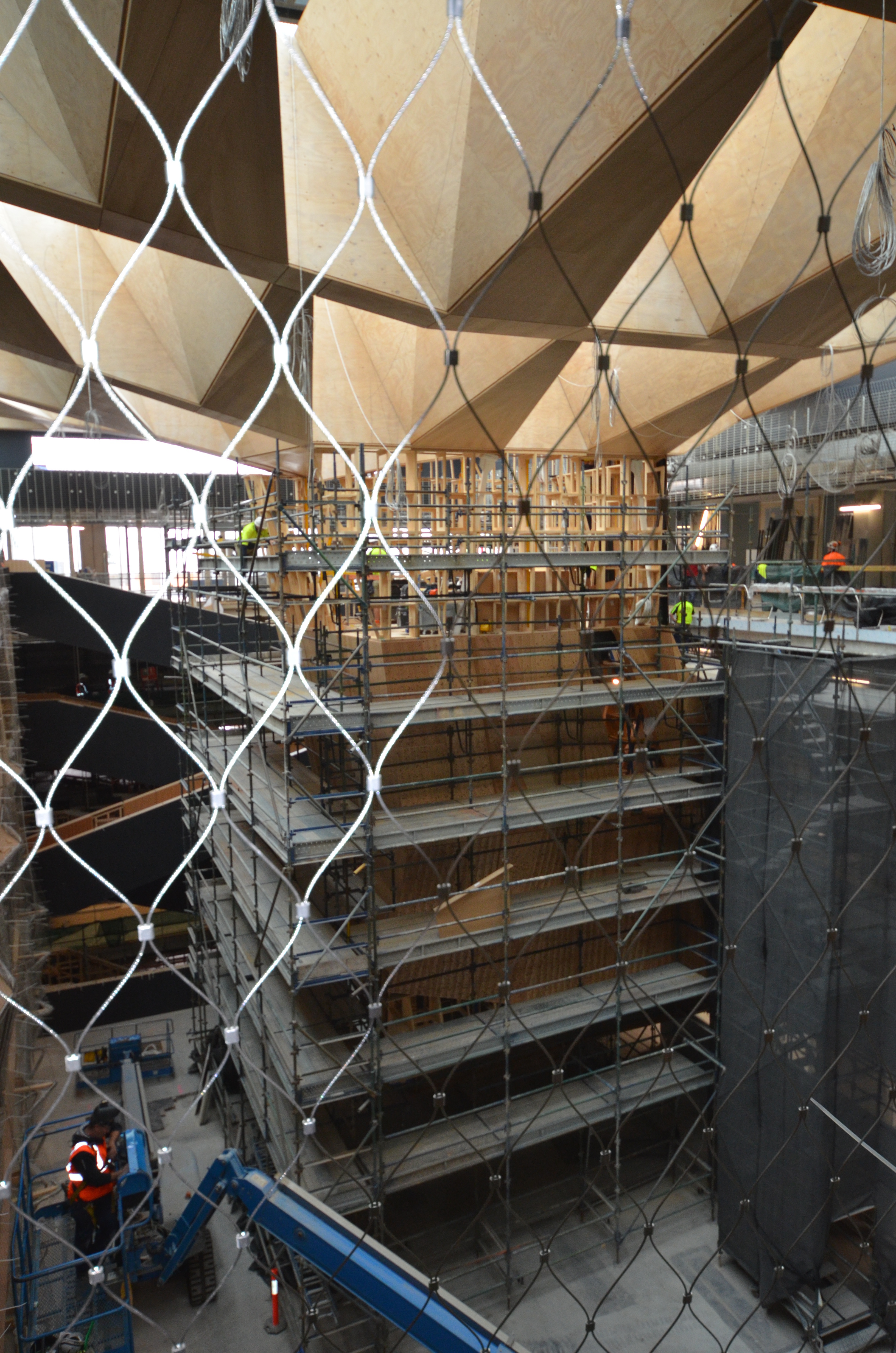 https://archive.abp.unimelb.edu.au/objects/images/Construction/Images/Hanging studio/Wall framing/DSC_8242.JPG https://archive.abp.unimelb.edu.au/objects/images/Construction/Images/Hanging studio/Wall framing/DSC_8242.JPG