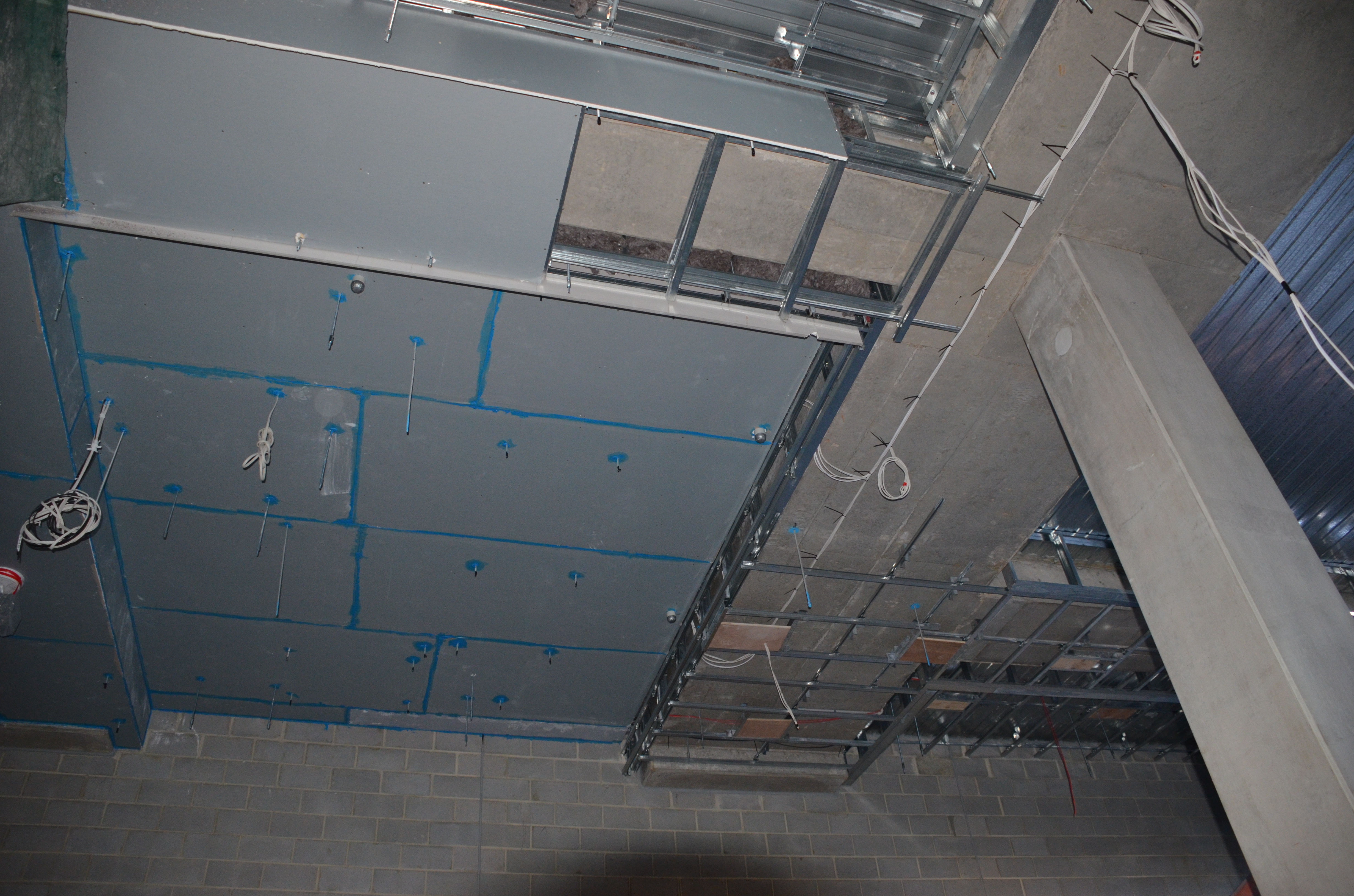 https://archive.abp.unimelb.edu.au/objects/images/Construction/Images/Ceilings/Suspended plasterboard/DSC_4571.JPG https://archive.abp.unimelb.edu.au/objects/images/Construction/Images/Ceilings/Suspended plasterboard/DSC_4571.JPG