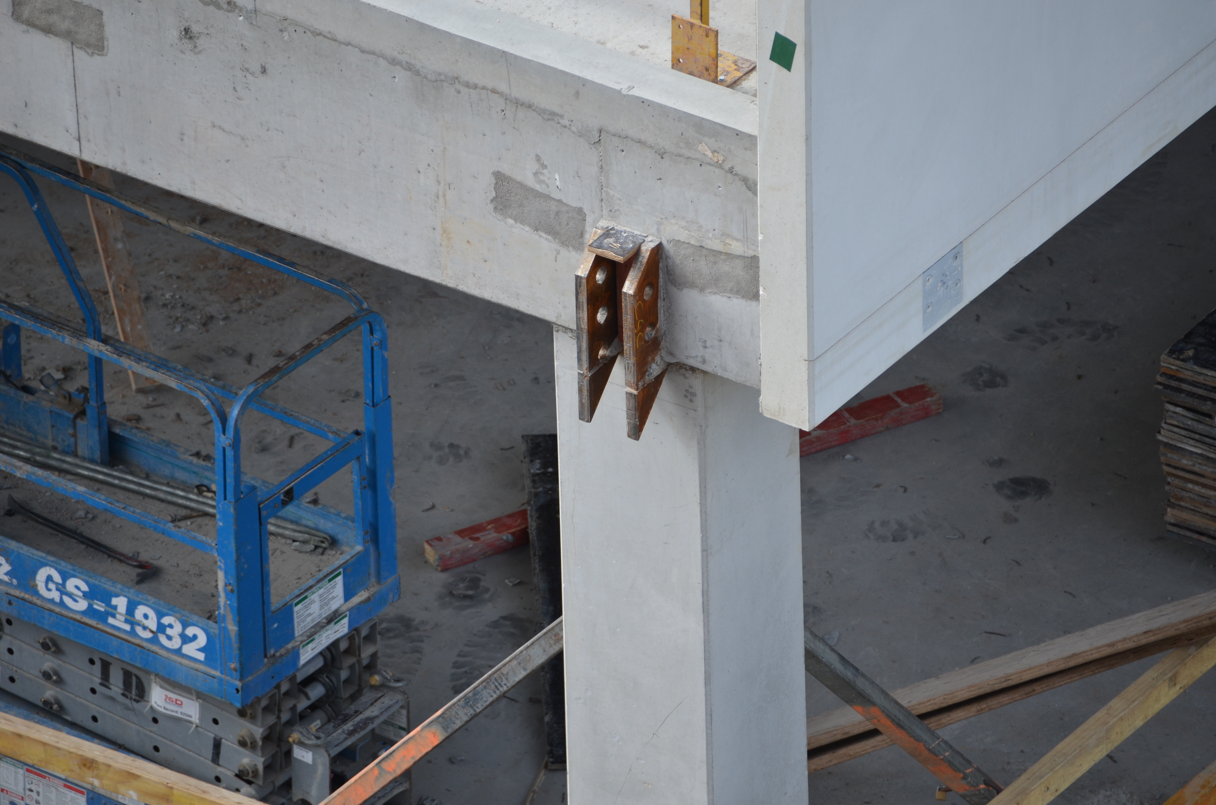 https://archive.abp.unimelb.edu.au/objects/images/Construction/Images/Structural steel/Cantilever/Anchorage/DSC_3852.JPG https://archive.abp.unimelb.edu.au/objects/images/Construction/Images/Structural steel/Cantilever/Anchorage/DSC_3852.JPG
