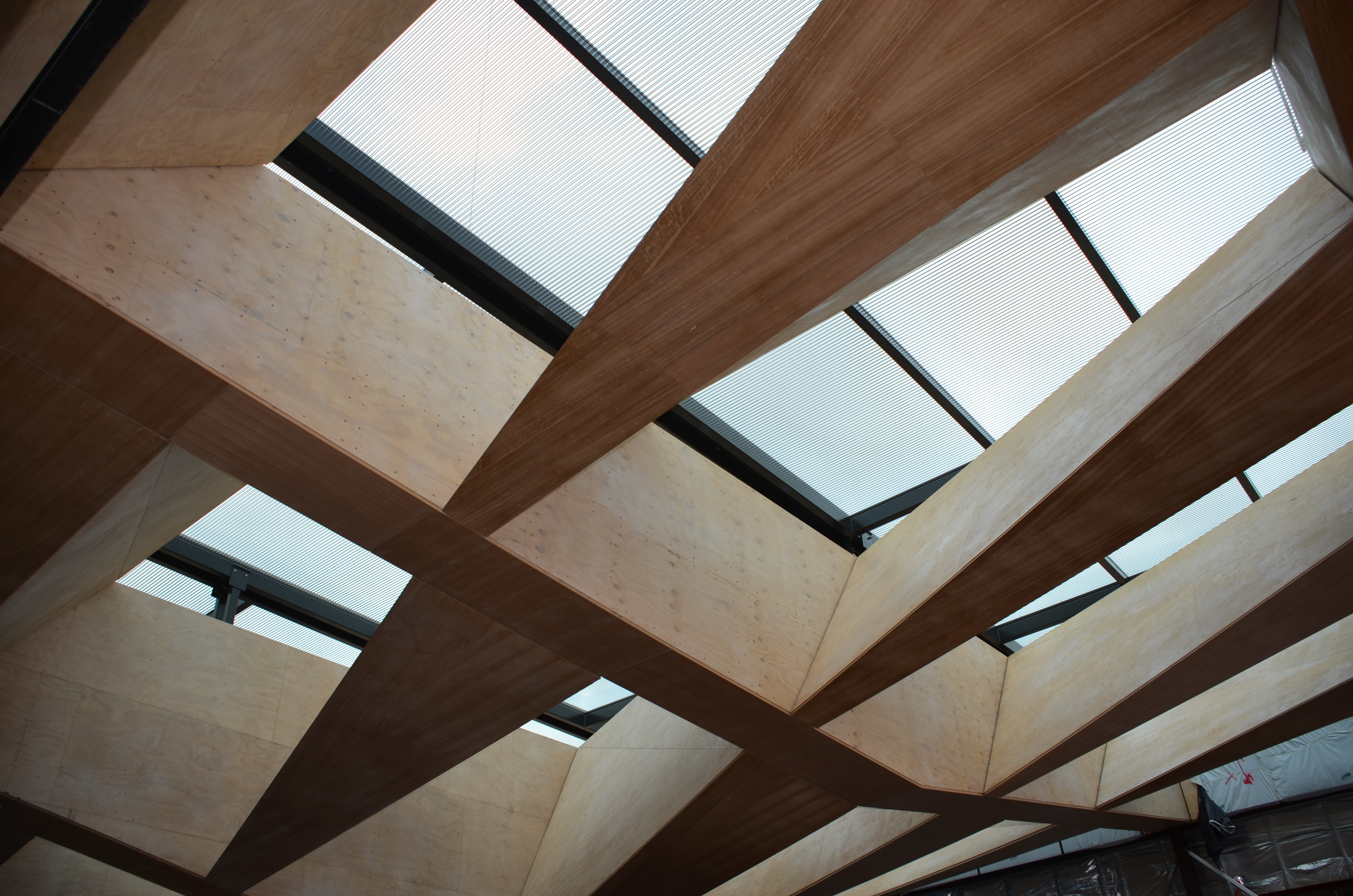 https://archive.abp.unimelb.edu.au/objects/images/Construction/Images/LVL roof beams & coffers/Installation/DSC_5802.JPG https://archive.abp.unimelb.edu.au/objects/images/Construction/Images/LVL roof beams & coffers/Installation/DSC_5802.JPG