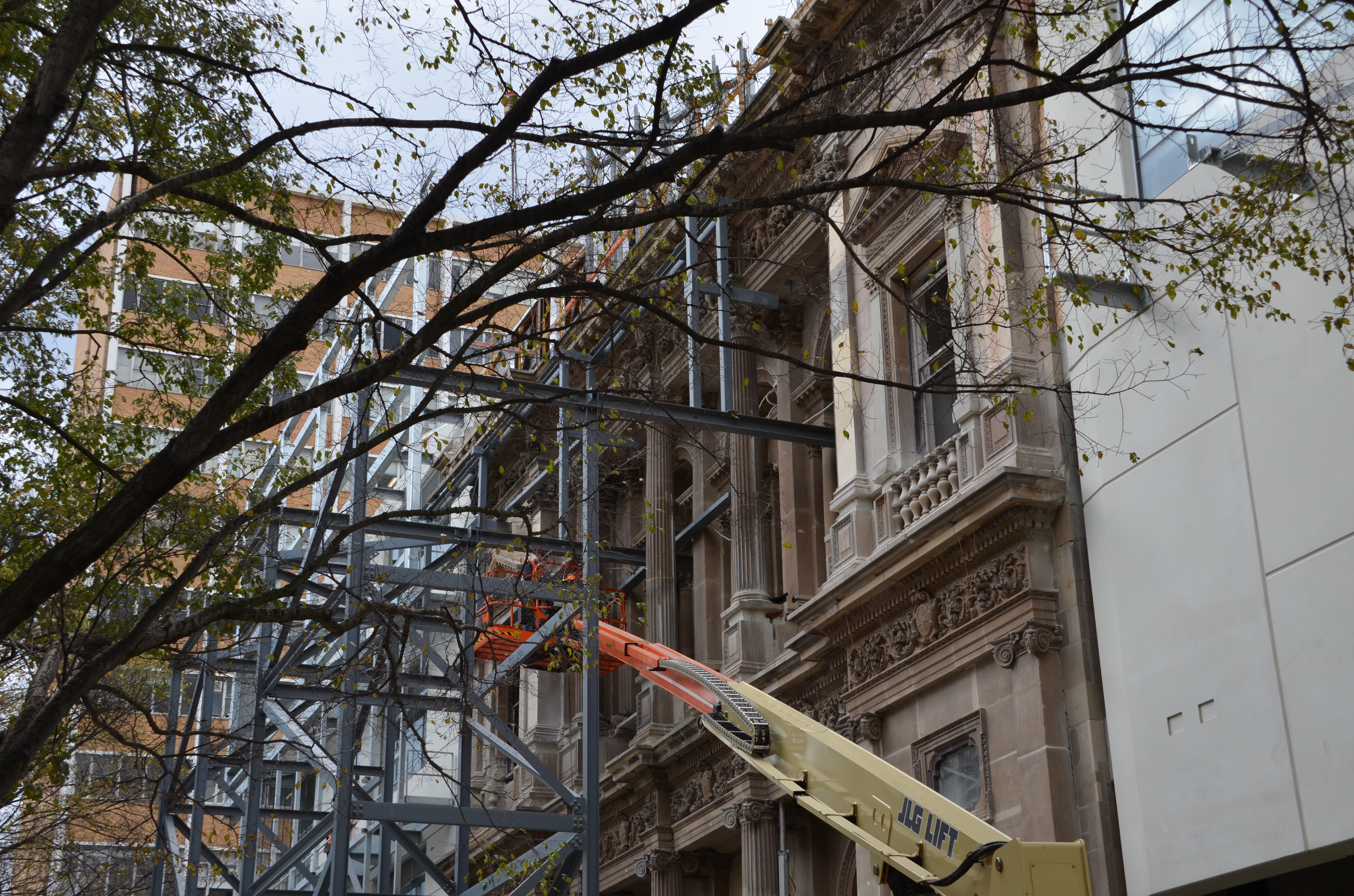 https://archive.abp.unimelb.edu.au/objects/images/Construction/Images/Facades/Joseph Reed/Temporary support removal/DSC_7941.JPG https://archive.abp.unimelb.edu.au/objects/images/Construction/Images/Facades/Joseph Reed/Temporary support removal/DSC_7941.JPG