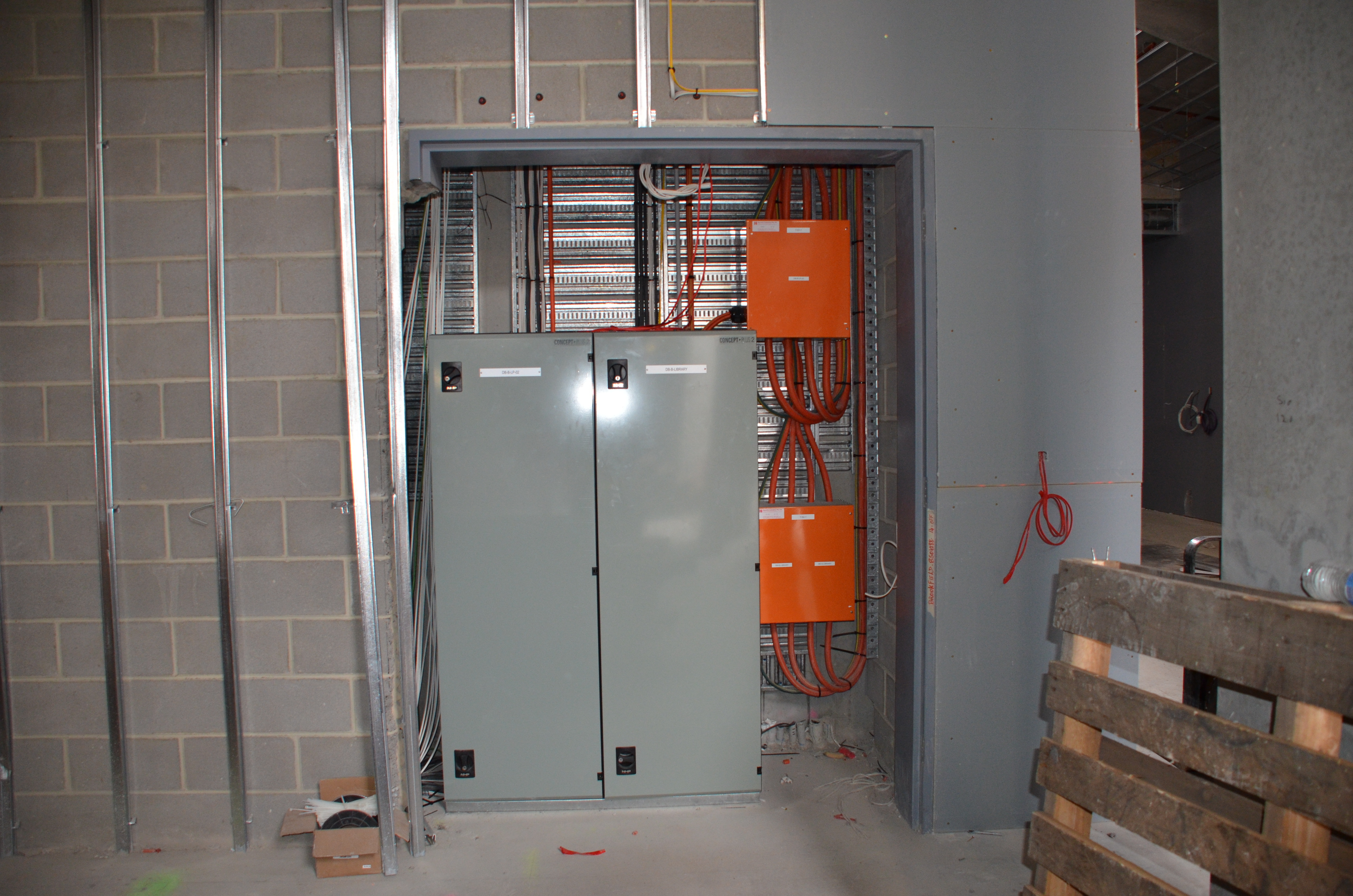 https://archive.abp.unimelb.edu.au/objects/images/Construction/Images/Services/Electrical/DSC_5821.JPG https://archive.abp.unimelb.edu.au/objects/images/Construction/Images/Services/Electrical/DSC_5821.JPG