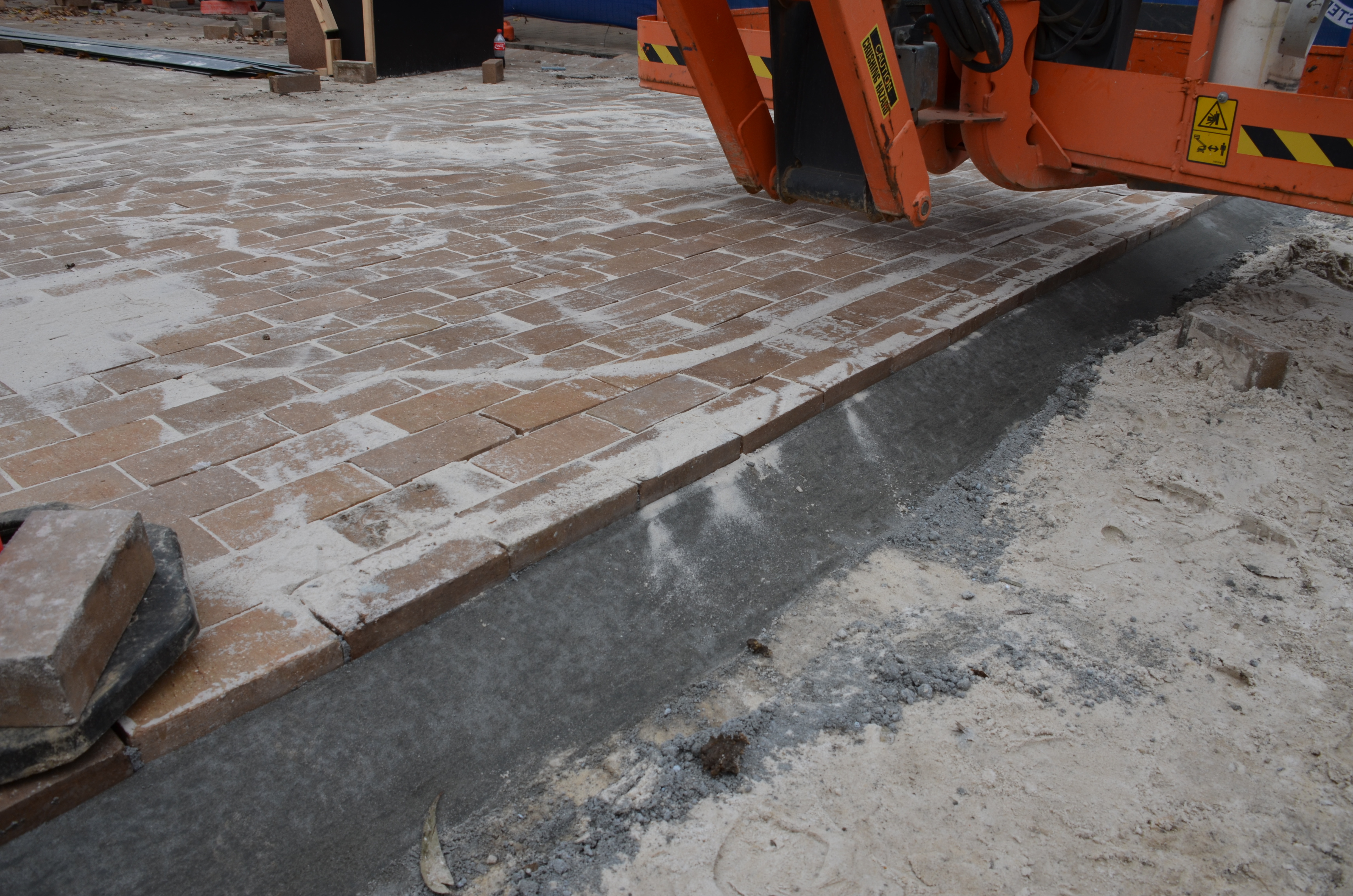 https://archive.abp.unimelb.edu.au/objects/images/Construction/Images/External Works/Brick paving & brick walls/DSC_8618.JPG https://archive.abp.unimelb.edu.au/objects/images/Construction/Images/External Works/Brick paving & brick walls/DSC_8618.JPG