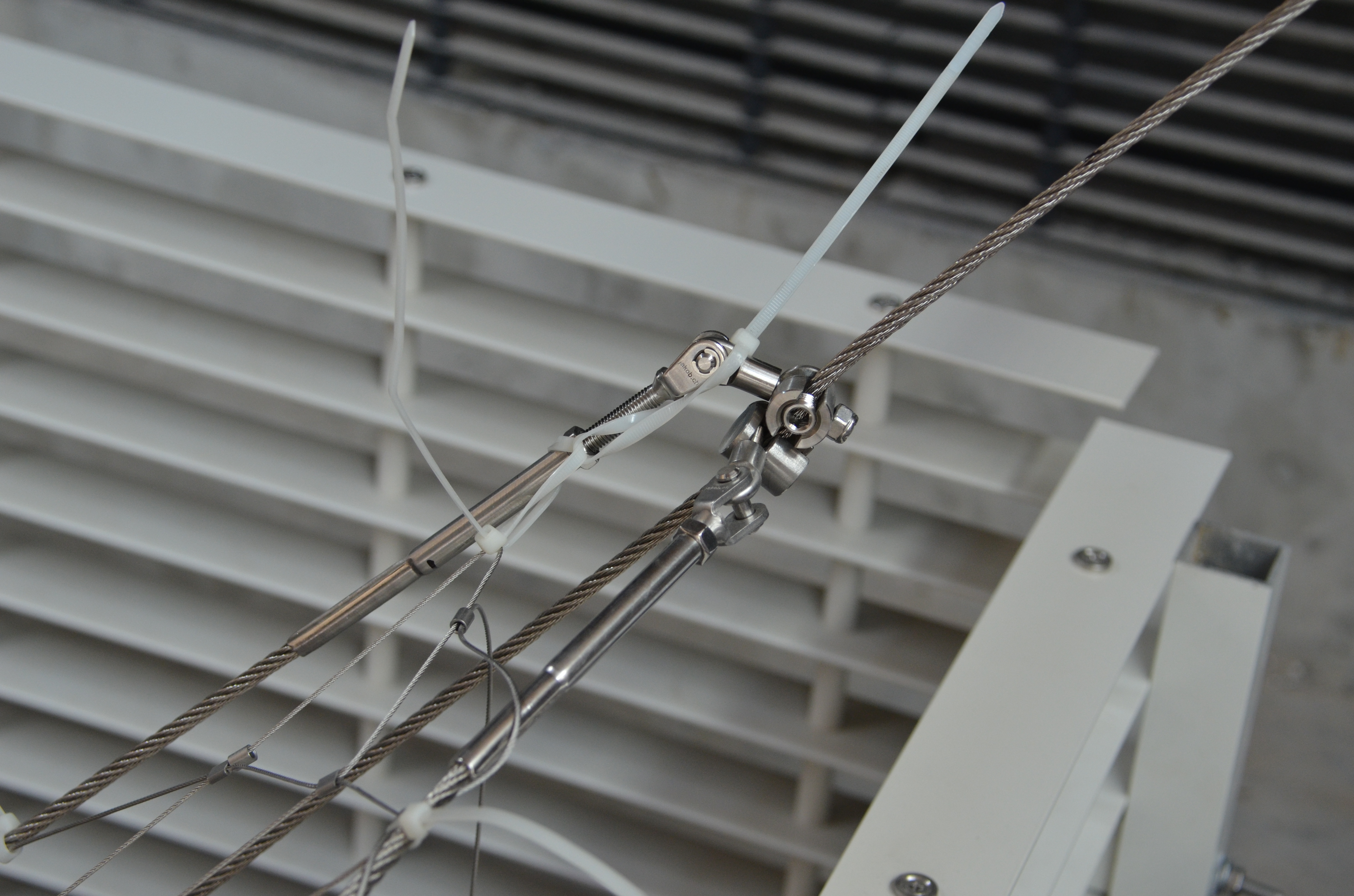 https://archive.abp.unimelb.edu.au/objects/images/Construction/Images/Atrium stainless steel wire mesh & frames/DSC_8078.JPG