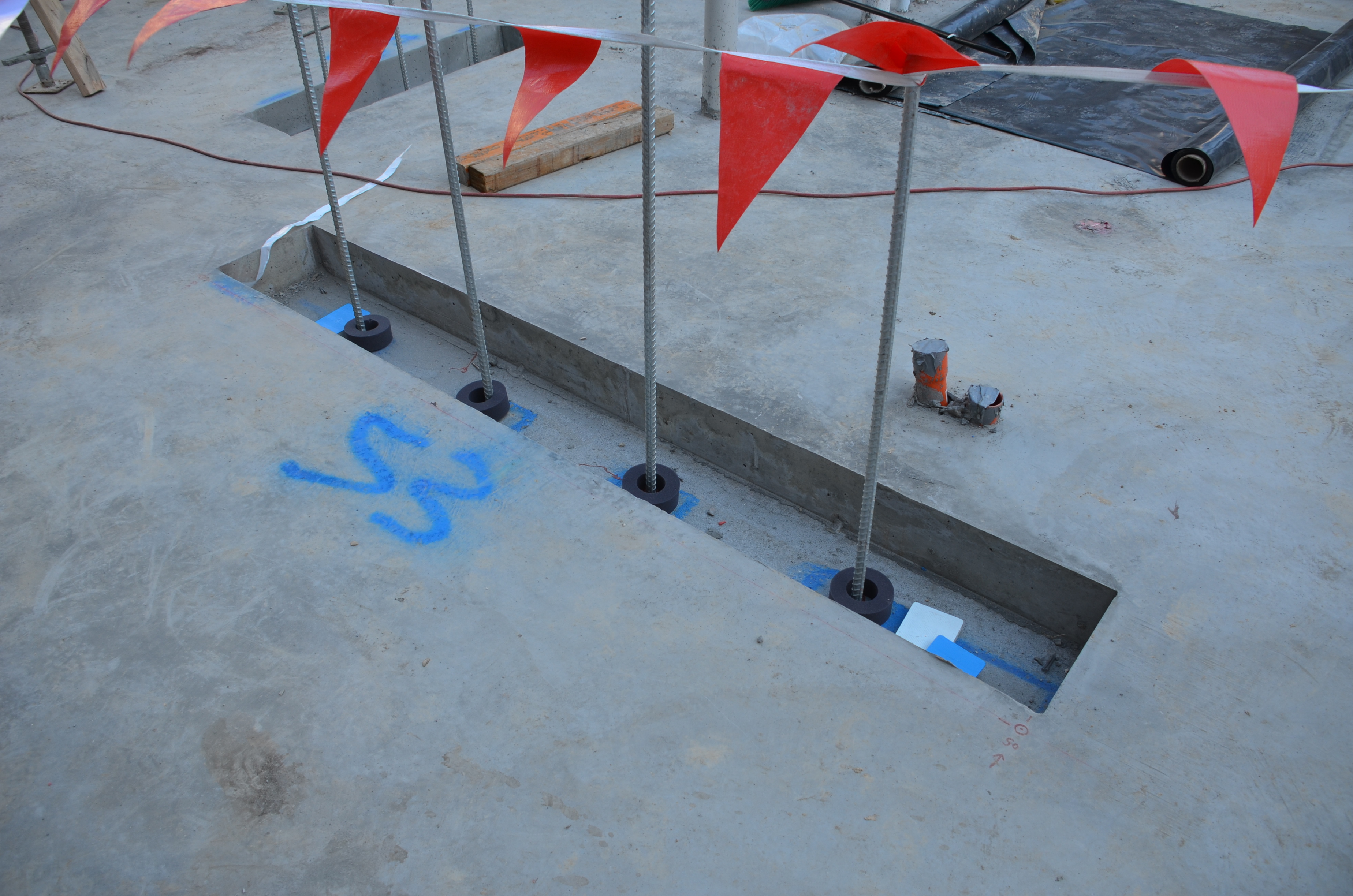 https://archive.abp.unimelb.edu.au/objects/images/Construction/Images/Water storage tank & pump room/DSC_0480.JPG https://archive.abp.unimelb.edu.au/objects/images/Construction/Images/Water storage tank & pump room/DSC_0480.JPG