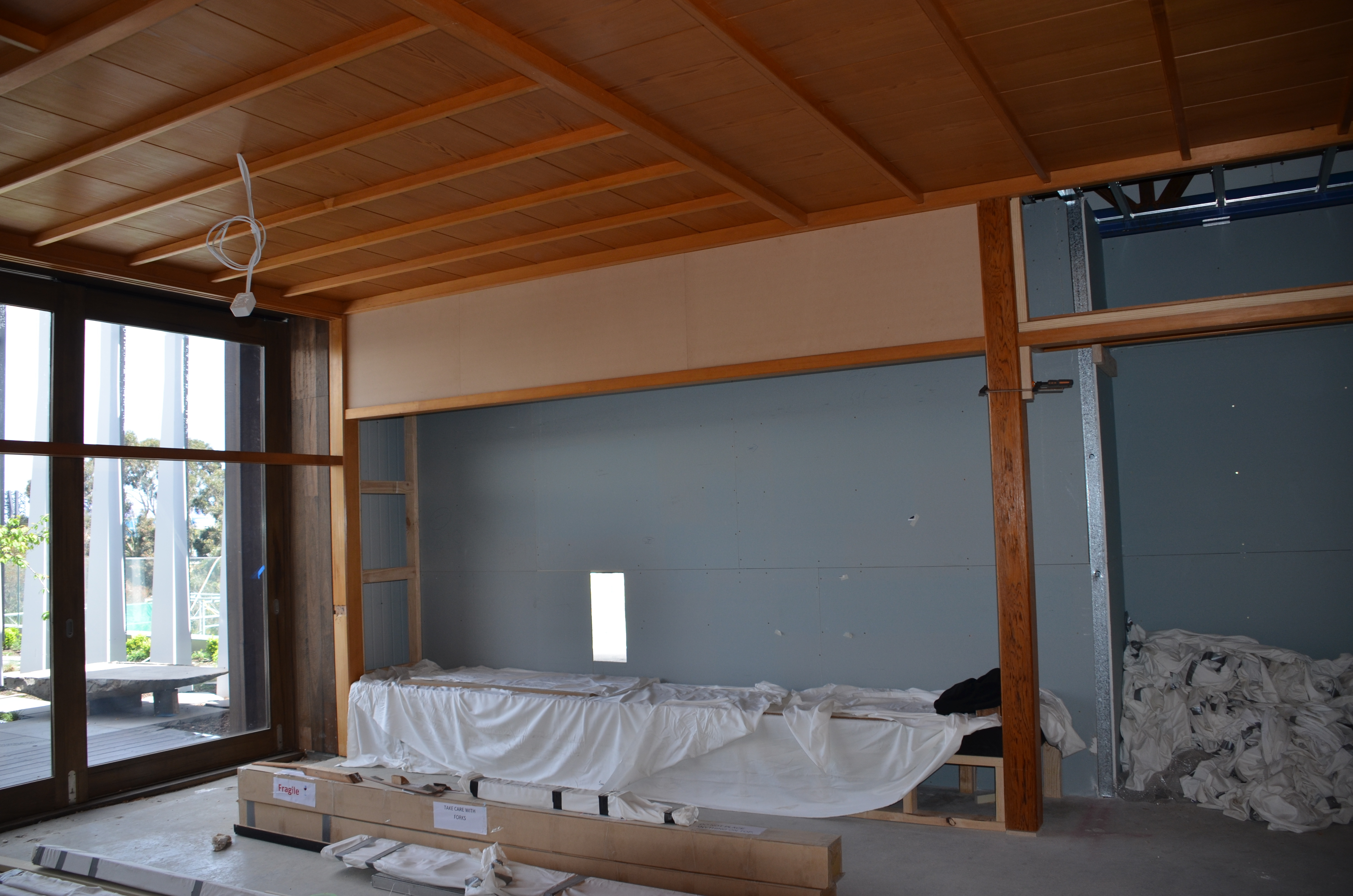 https://archive.abp.unimelb.edu.au/objects/images/Construction/Images/Japanese room refit/DSD_0524.JPG https://archive.abp.unimelb.edu.au/objects/images/Construction/Images/Japanese room refit/DSD_0524.JPG