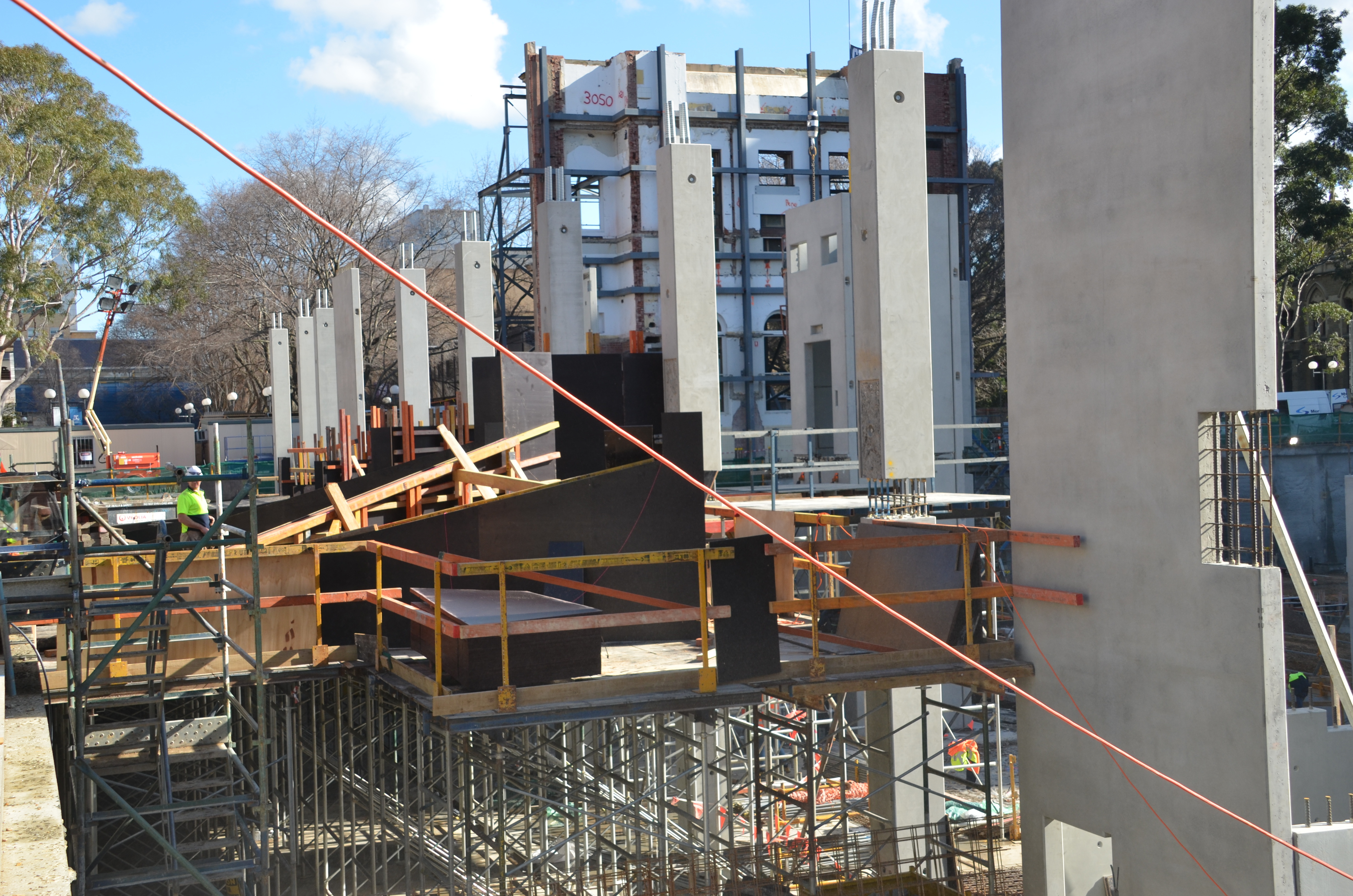 https://archive.abp.unimelb.edu.au/objects/images/Construction/Images/Concrete suspended slabs and beams/Wishbone beams library/DSC_0862.JPG