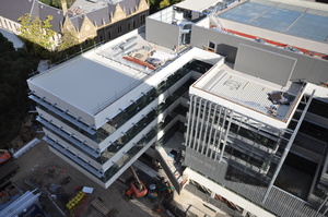https://archive.abp.unimelb.edu.au/objects/images/Construction/Images/Structural steel/Cantilever/Erection/DSC_7236.JPG