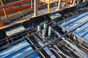 https://archive.abp.unimelb.edu.au/objects/images/Construction/Images/Facades/Precast concrete/Levels 1-5/Precast facade connections/DSC_1676.JPG
