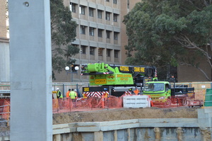 https://archive.abp.unimelb.edu.au/objects/images/Construction/Images/Precast structural concrete walls and columns/Basement/DSC_1087.JPG
