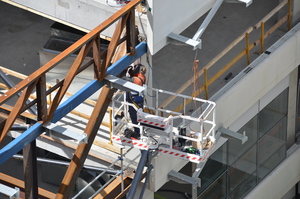 https://archive.abp.unimelb.edu.au/objects/images/Construction/Images/Structural steel/Cantilever/Erection/DSC_4922.JPG