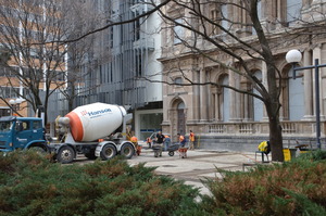 https://archive.abp.unimelb.edu.au/objects/images/Construction/Images/External Works/Concrete paving/DSD_0039.JPG