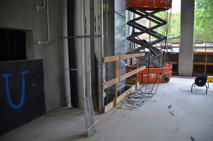 https://archive.abp.unimelb.edu.au/objects/images/Construction/Images/Services/Riser shafts/DSC_3861.JPG