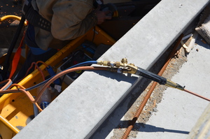 https://archive.abp.unimelb.edu.au/objects/images/Construction/Images/Structural steel/Cantilever/Erection/DSC_4773.JPG