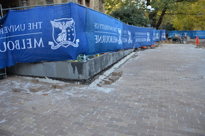 https://archive.abp.unimelb.edu.au/objects/images/Construction/Images/External Works/Brick paving & brick walls/DSC_7968.JPG