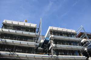 https://archive.abp.unimelb.edu.au/objects/images/Construction/Images/Facades/Zinc screens & access platforms/Access platforms/DSC_5595.JPG