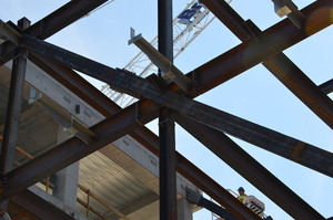 https://archive.abp.unimelb.edu.au/objects/images/Construction/Images/Structural steel/Cantilever/Erection/DSC_4285.JPG