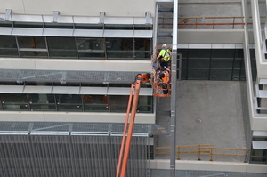 https://archive.abp.unimelb.edu.au/objects/images/Construction/Images/Facades/Zinc screens & access platforms/Access platforms/DSC_6377.JPG