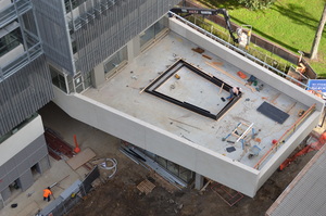 https://archive.abp.unimelb.edu.au/objects/images/Construction/Images/External Works/Dean's terrace/DSC_8496.JPG