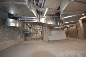 https://archive.abp.unimelb.edu.au/objects/images/Construction/Images/Services/Mechanical/Small plantroom basement/DSD_0081.JPG