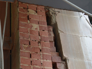 https://archive.abp.unimelb.edu.au/objects/images/Construction/Images/Facades/Joseph Reed/Restoration during BM construction/DSC_6989A.jpg