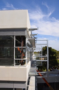 https://archive.abp.unimelb.edu.au/objects/images/Construction/Images/Facades/Zinc screens & access platforms/Access platforms/DSC_6268.JPG