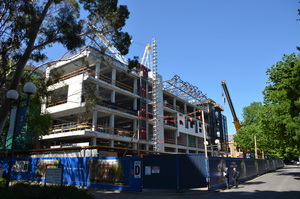 https://archive.abp.unimelb.edu.au/objects/images/Construction/Images/Plant and Equipment/Scanclimber hoist/DSC_3504.JPG
