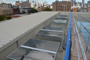 https://archive.abp.unimelb.edu.au/objects/images/Construction/Images/Services/Mechanical/Roof level plant/DSC_7429.JPG