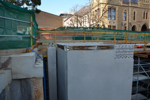 https://archive.abp.unimelb.edu.au/objects/images/Construction/Images/Precast structural concrete walls and columns/Basement/DSC_0989.JPG