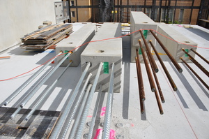 https://archive.abp.unimelb.edu.au/objects/images/Construction/Images/Precast structural concrete walls and columns/Levesl 2-5/DSC_2790.JPG