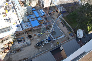 https://archive.abp.unimelb.edu.au/objects/images/Construction/Images/Concrete suspended slabs and beams/Levels 1-5 & formwork/DSC_2010.JPG