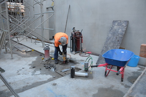 https://archive.abp.unimelb.edu.au/objects/images/Construction/Images/Precast structural concrete walls and columns/Basement/DSC_1188.JPG