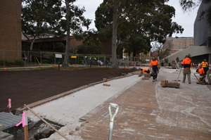 https://archive.abp.unimelb.edu.au/objects/images/Construction/Images/External Works/Brick paving & brick walls/DSD_0044.JPG