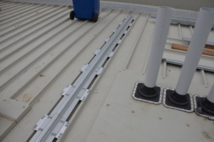 https://archive.abp.unimelb.edu.au/objects/images/Construction/Images/Roof/Fall arrest mechanisms/DSC_6926.JPG