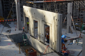 https://archive.abp.unimelb.edu.au/objects/images/Construction/Images/Precast structural concrete walls and columns/Basement/DSC_1135.JPG