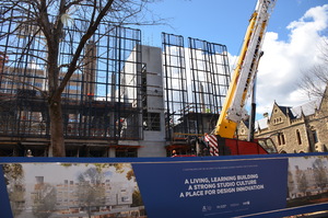 https://archive.abp.unimelb.edu.au/objects/images/Construction/Images/Precast structural concrete walls and columns/Levesl 2-5/DSC_2043.JPG