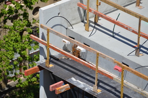https://archive.abp.unimelb.edu.au/objects/images/Construction/Images/Structural steel/Cantilever/Anchorage/DSC_3370.JPG