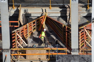 https://archive.abp.unimelb.edu.au/objects/images/Construction/Images/Concrete suspended slabs and beams/Wishbone beams library/DSC_0843.JPG