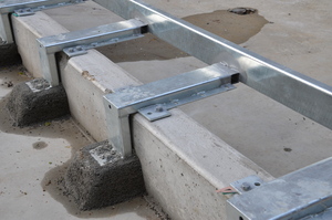 https://archive.abp.unimelb.edu.au/objects/images/Construction/Images/External Works/Dean's terrace/DSC_8833.JPG