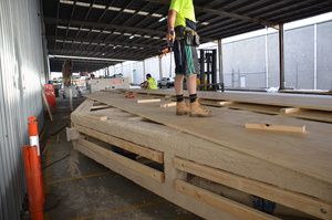 https://archive.abp.unimelb.edu.au/objects/images/Construction/Images/LVL roof beams & coffers/AUS Iron industries/DSC_4661.JPG