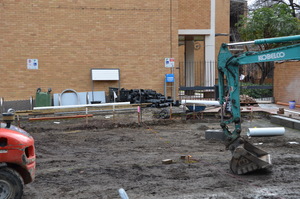 https://archive.abp.unimelb.edu.au/objects/images/Construction/Images/External Works/Bluestone kerbing/DSC_9829.JPG